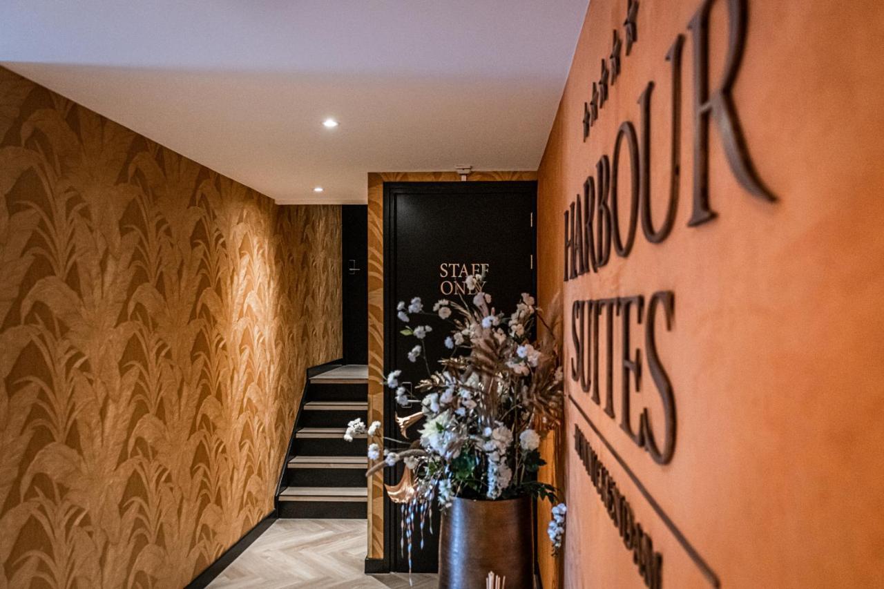 Harbour Suites Boutique Hotel 모니켄담 외부 사진